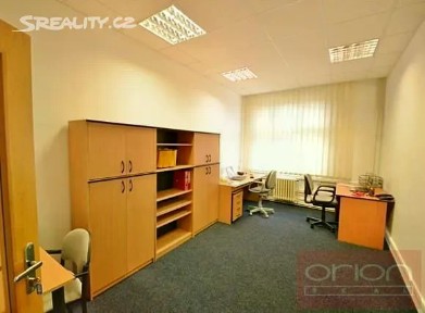 Pronájem kanceláře 17 m² Jablonského, Praha - Holešovice