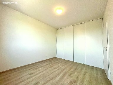Pronájem bytu 2+kk 58 m² Východní, Pardubice - Pardubičky
