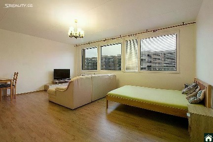 Pronájem bytu 1+kk 42 m² Hněvkovského, Praha - Chodov