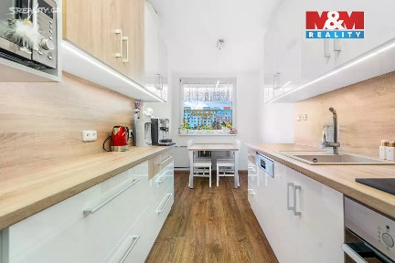 Mladá Boleslav, Mladá Boleslav II, 17. listopadu