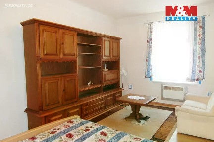 Pronájem bytu 1+kk 28 m² Čelakovského, Plzeň - Jižní Předměstí