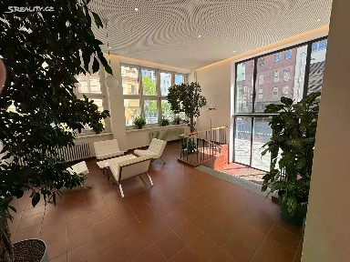 Pronájem kanceláře 30 m² Československé armády, Hradec Králové