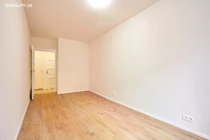 Prodej bytu 2+kk 43 m² Hradecká, Praha - Vinohrady