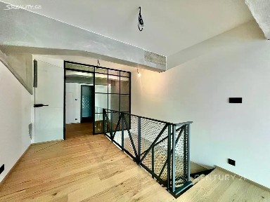 Prodej bytu 3+kk 72 m² Kolbenova, Praha - Vysočany