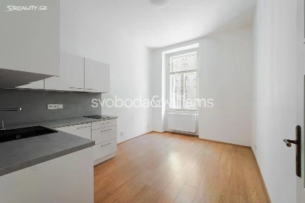 Prodej bytu 2+kk 77 m² Svornosti, Praha - Smíchov