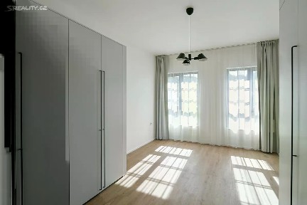 Prodej bytu 2+kk 55 m² Nádražní, Praha - Smíchov
