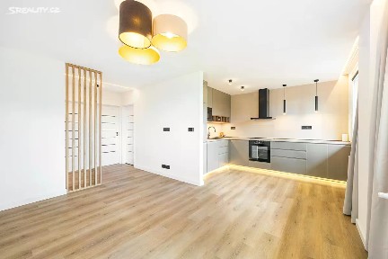 Prodej bytu 3+kk 62 m² V Štíhlách, Praha - Krč