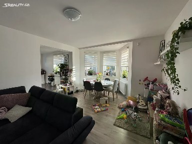 Pronájem bytu 4+kk 124 m² Na Rovinách, Tuchoměřice