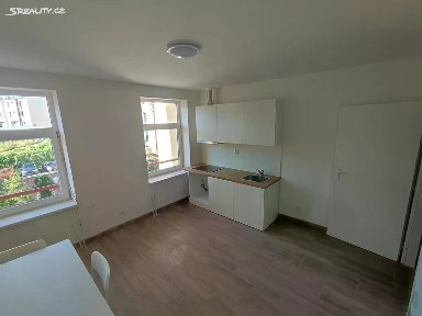 Pronájem bytu 1+kk 21 m² Pražská, Hořovice