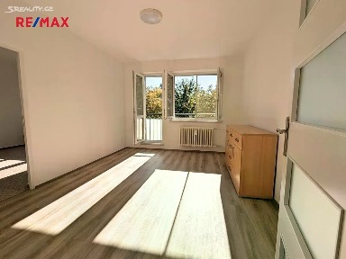 Pronájem bytu 3+1 65 m² Mlýnská, Zlín - Malenovice
