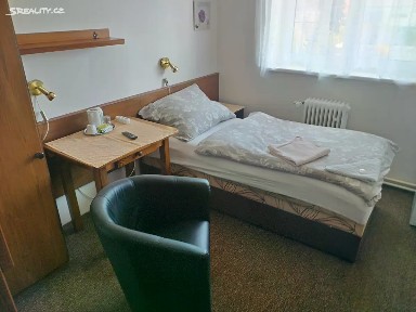 Pronájem bytu pokoje 17 m² Ústecká, Praha - Dolní Chabry