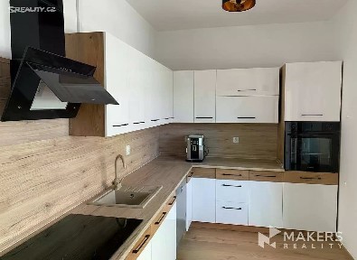 Pronájem bytu 2+kk 60 m² Sokolova, Praha - Karlín