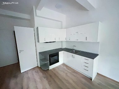 Pronájem bytu 1+kk 29 m² K vodojemu, Praha - Smíchov