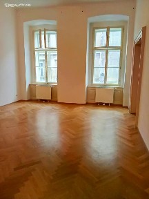 Pronájem bytu 3+kk 92 m² Vítězná, Praha - Malá Strana