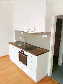 Pronájem bytu 1+kk 25 m² Lidická, Praha - Smíchov