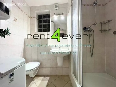 Pronájem bytu 2+1 37 m² Modřínová, Praha - Kobylisy