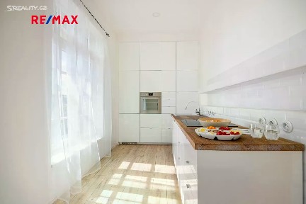 Prodej bytu 4+kk 104 m² Nad Loděnicí, Vráž