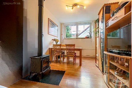 Prodej bytu 4+kk 86 m² Dr. Janského, Černošice