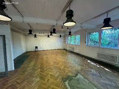 Pronájem skladového prostoru 100 m² Bystrá, Praha - Horní Počernice
