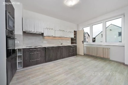 Pronájem bytu 3+1 85 m² Taušlova, Letohrad