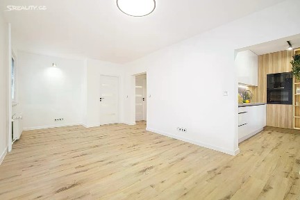 Pronájem bytu 3+1 74 m² Slepá, Ostrava - Poruba