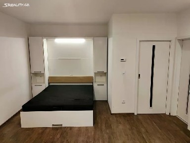 Prodej bytu atypický 61 m² Moskevská, Praha