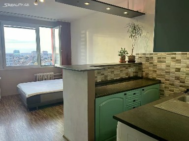 Prodej bytu 1+kk 26 m² Jahodová, Praha - Záběhlice