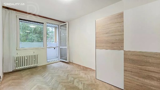 Pronájem bytu 2+1 60 m² Křenická, Praha - Strašnice