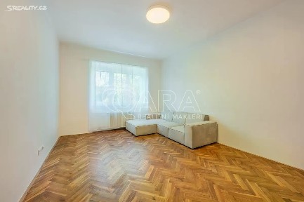 Pronájem bytu 3+1 70 m² Na Mlejnku, Praha - Braník