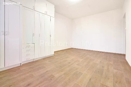 Pronájem bytu 2+1 52 m² Olbrachtova, Praha - Krč