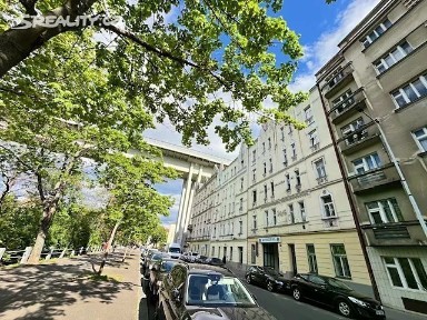 Pronájem bytu 2+1 48 m² Sekaninova, Praha - Nusle