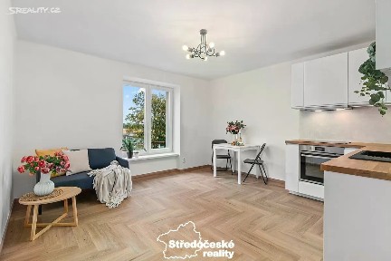 Pronájem bytu 3+kk 65 m² Seifertova, Odolena Voda