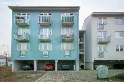 Pronájem bytu 1+kk 35 m² Na Dražkách, Beroun - Beroun-Město