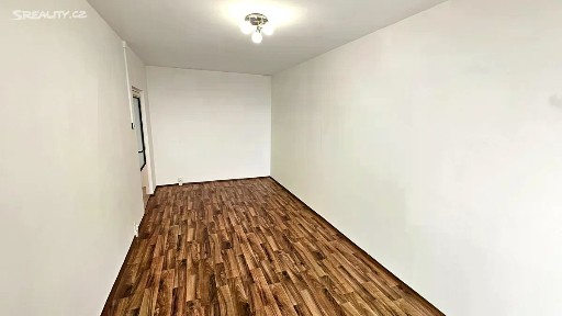 Prodej bytu 2+kk 40 m² Hrdlovská, Osek