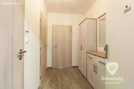 Pronájem bytu 2+kk 48 m² Velvarská, Horoměřice
