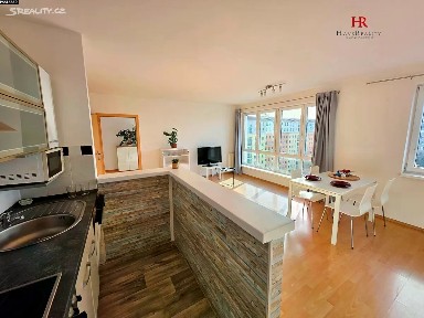 Pronájem bytu 2+kk 60 m² Místecká, Praha - Letňany
