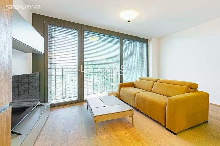 Pronájem bytu 1+kk 38 m² Šiklové, Praha - Smíchov