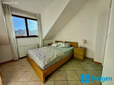 Pronájem bytu 2+kk 40 m² U akademie, Praha - Bubeneč
