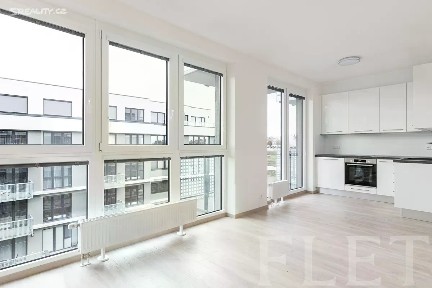 Pronájem bytu 1+kk 33 m² Thomasova, Praha - Třebonice