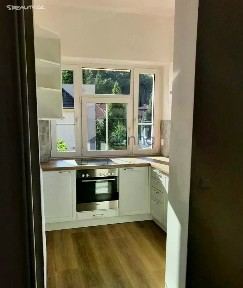 Pronájem bytu 3+1 83 m² Na srpečku, Praha - Hlubočepy