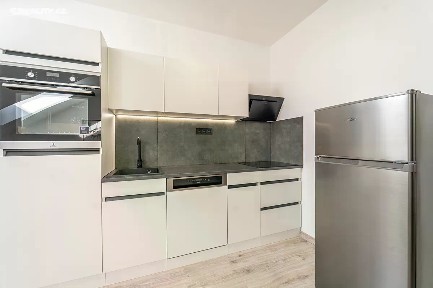Pronájem bytu 2+kk 52 m² Pod Labuťkou, Praha - Libeň