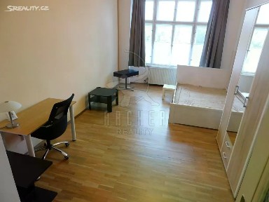 Praha, Praha 3, Žižkov, Husitská, 28