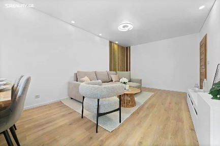 Prodej bytu 3+1 72 m² Uničovská, Šternberk