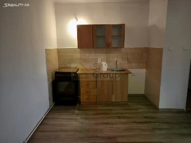 Prodej bytu 1+kk 30 m² Maxima Gorkého, Kynšperk nad Ohří