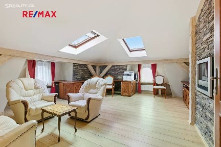 Prodej bytu 4+kk 149 m² Moskevská, Karlovy Vary