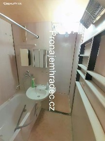 Pronájem bytu 1+1 37 m² Formánkova, Hradec Králové - Moravské Předměstí