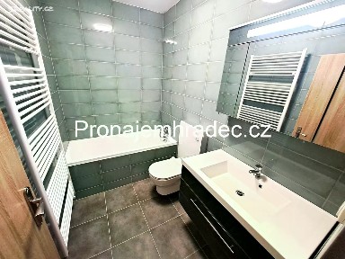 Pronájem bytu 2+kk 45 m² Pražská třída, Hradec Králové - Kukleny