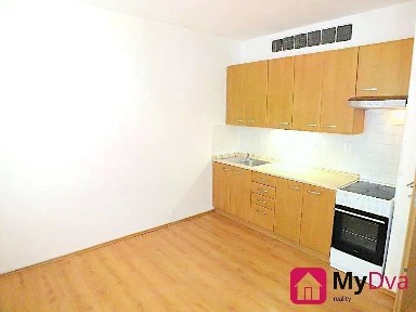 Znojmo, Vídeňská třída