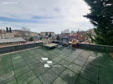 Pronájem bytu 2+kk 54 m² Čejkova, Brno - Židenice