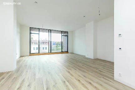 Prodej bytu 3+kk 109 m² Malešická, Praha - Žižkov
